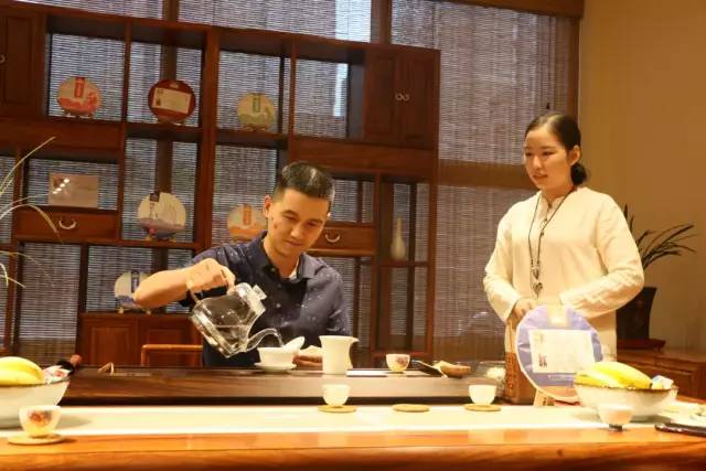 漢唐鄭州店 | 鳳凰茶城攜手招商銀行中秋雅集插圖11 漢唐鄭州店 | 鳳凰茶城攜手招商銀行中秋雅集插圖11